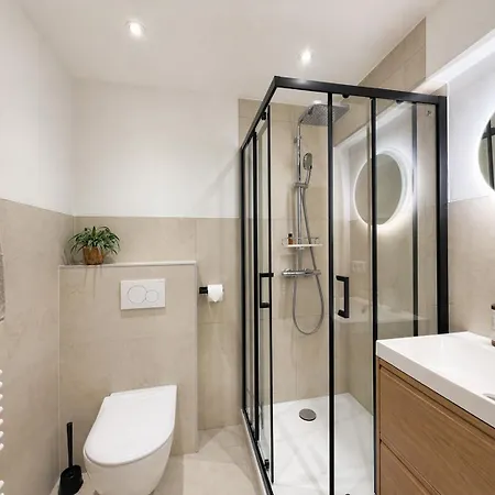 Premium Apartment Rent2Stay - Neu renoviert und zentral Schweinfurt